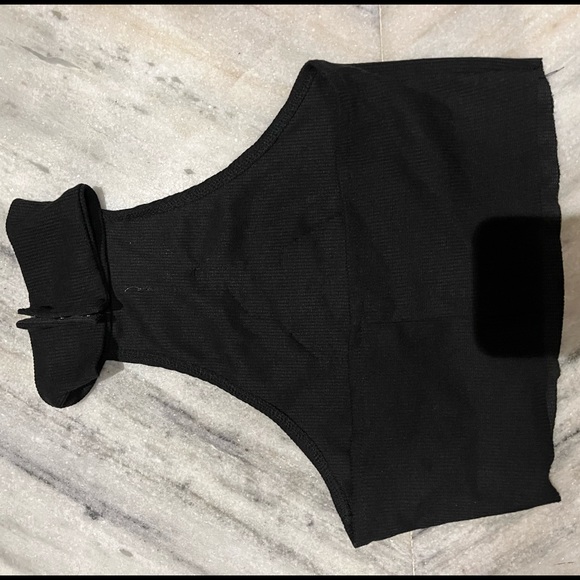 embroidered black halter neck top small (s) - Picture 5 of 7